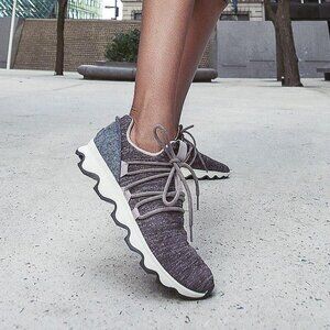 Sorel Kinetic  Lace Gradient Sneaker Runner Purple Sage Sz 7